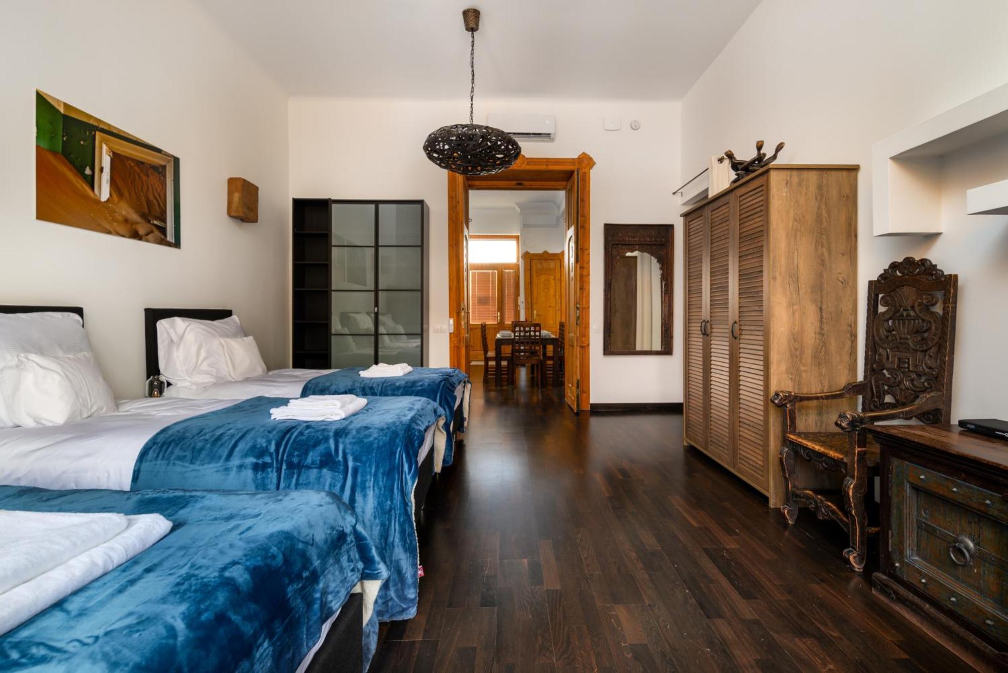 Rustic Downtown 106 M2 Апартаменты *